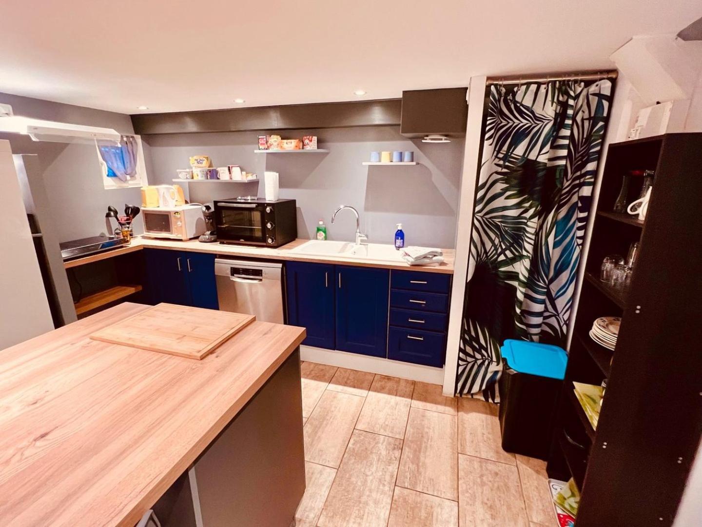 Le Camille Charming With Garden 5 Min Chu Apartamento Poitiers Exterior foto